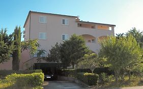 Apartments Adria